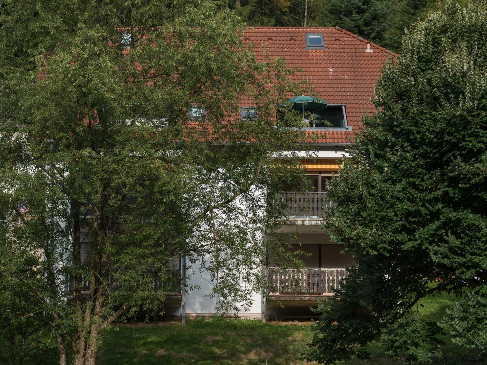 Ferienwohnung Sonnenschein Bad Herrenalb Buitenkant foto